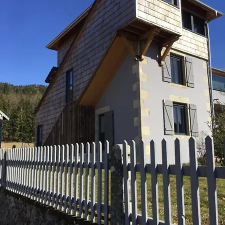 Gite Avec Vue Magnifique Saint-Etienne-les-Remiremont Exterior photo